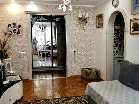 квартира за адресою Небесної Сотні просп. (Маршала Жукова), 12