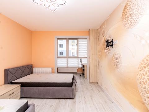 квартира за адресою Олександра Довженка вул., 33