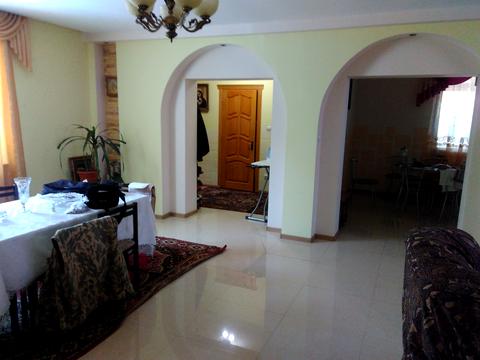 дом по адресу Українська