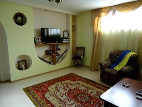 дом по адресу Українська