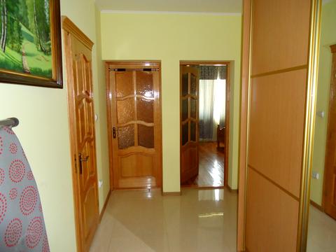 дом по адресу Українська