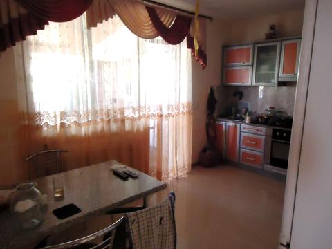 дом по адресу Українська