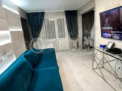 квартира за адресою Київ, Микільсько-Слобідська вул., 6/2