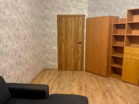 квартира за адресою Метрологічна вул., 21