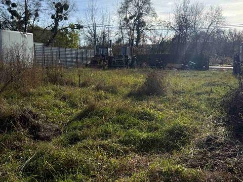 ділянка за адресою Молодіжна, 3