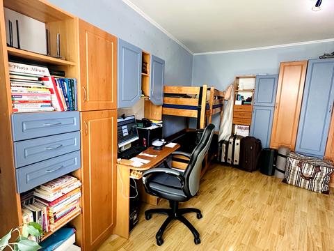 квартира за адресою Коллонтая вул., 2