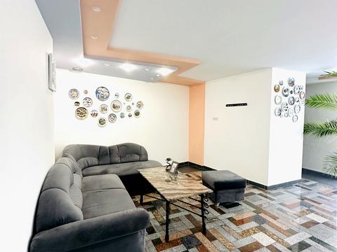 квартира за адресою Коллонтая вул., 2