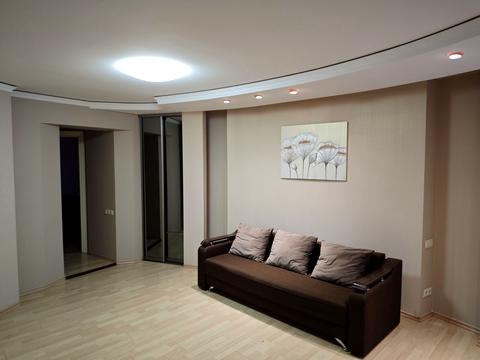 квартира за адресою Кам'янецька вул., 109