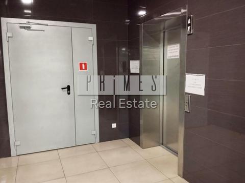 комерційна за адресою Андрія Малишка вул., 3