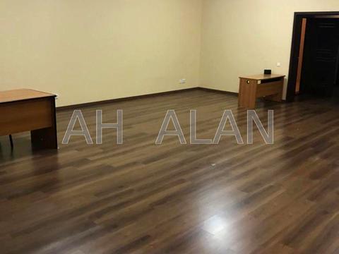 комерційна за адресою Кловський узвіз (Кловський), 7a