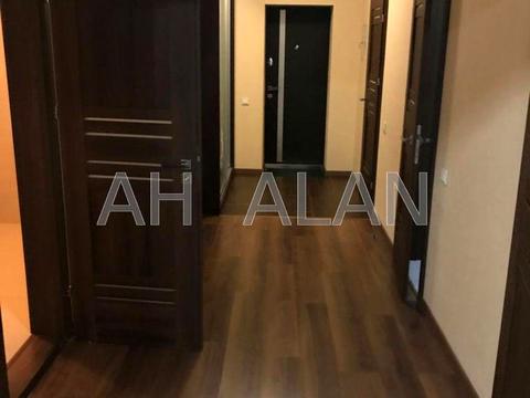 комерційна за адресою Кловський узвіз (Кловський), 7a