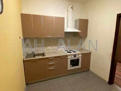 комерційна за адресою Кловський узвіз (Кловський), 7a