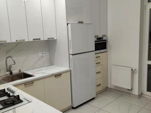 квартира за адресою Володимира Великого вул. (Артема), 10