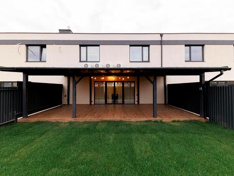 будинок за адресою с. Сторожниця, Малинова