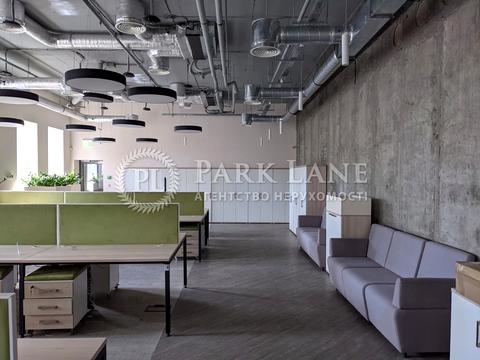 коммерческая по адресу Большая Васильковская ул. (Красноармейская), 100