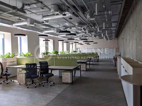 коммерческая по адресу Большая Васильковская ул. (Красноармейская), 100