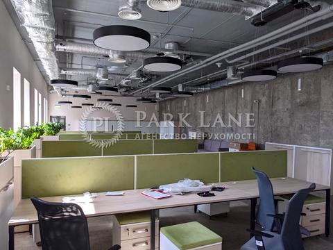 коммерческая по адресу Большая Васильковская ул. (Красноармейская), 100