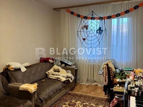 квартира за адресою Машинобудівна вул., 21