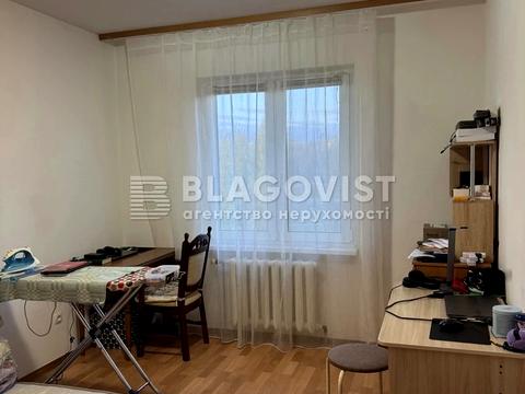 квартира за адресою Машинобудівна вул., 21