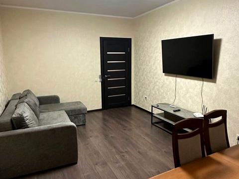 квартира за адресою Академіка Глушкова просп., 9-Д