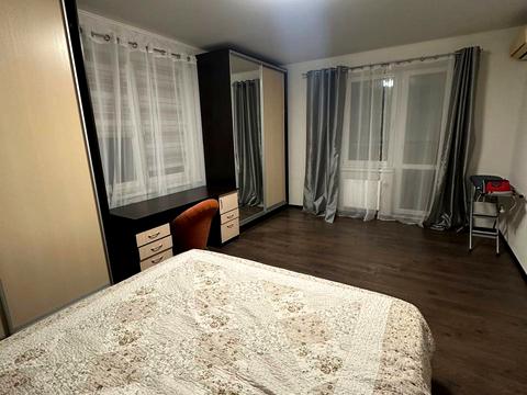 квартира за адресою Академіка Глушкова просп., 9-Д