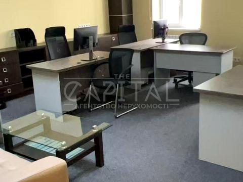 комерційна за адресою Миколи Бажана просп., 14-А