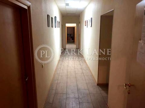 комерційна за адресою Микільсько-Ботанічна вул., 17/19