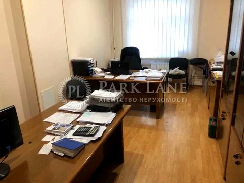 комерційна за адресою Микільсько-Ботанічна вул., 17/19