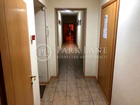 комерційна за адресою Микільсько-Ботанічна вул., 17/19