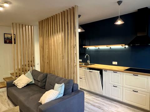 будинок за адресою Лісна вул.