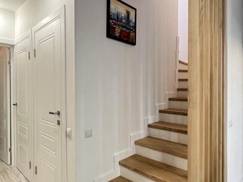 будинок за адресою Лісна вул.