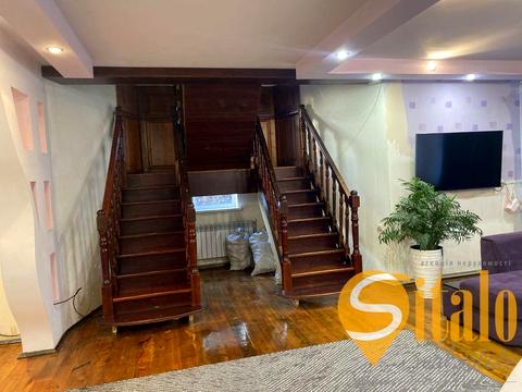 дом по адресу Різдв'яна