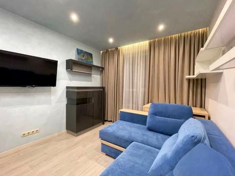 квартира за адресою Героїв Небесної Сотні просп., 18/3