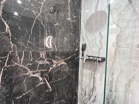 квартира за адресою Зарічна вул., 2