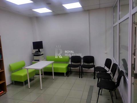 комерційна за адресою Академіка Глушкова просп., 31