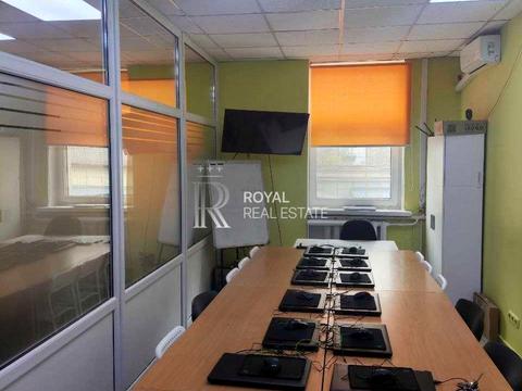 комерційна за адресою Академіка Глушкова просп., 31