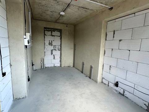 комерційна за адресою Тарасівська вул., 1