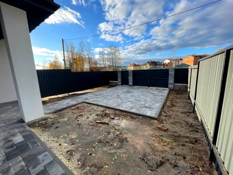 будинок за адресою Успішна