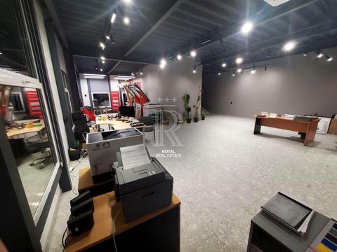 коммерческая по адресу Киевская ул., 1