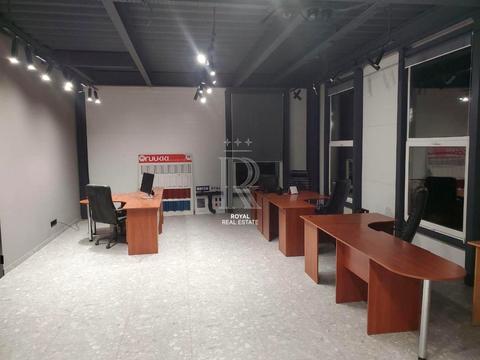 коммерческая по адресу Киевская ул., 1