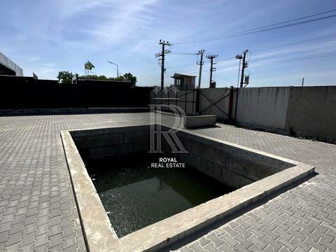 коммерческая по адресу Киевская ул., 1