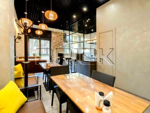 комерційна за адресою Князя Романа Мстиславича вул. (Генерала Жмаченка), 28-А