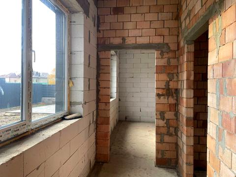 будинок за адресою Успішна