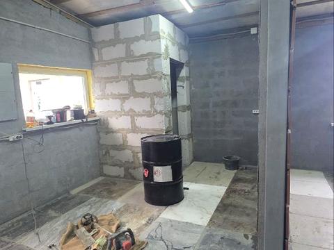 комерційна за адресою Свято-Покровська вул. (Леніна), 215в