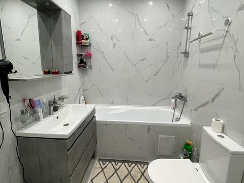 квартира по адресу Героев Небесной Сотни просп., 16/22