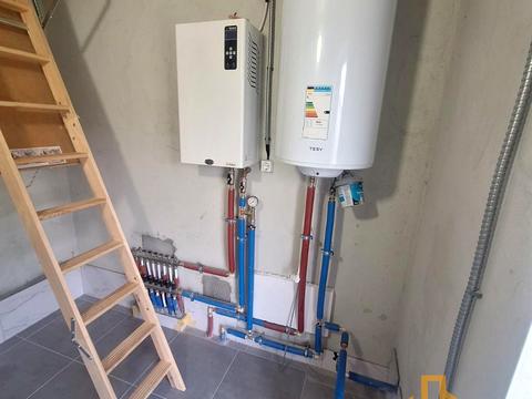 дом по адресу Богдана Хмельницького