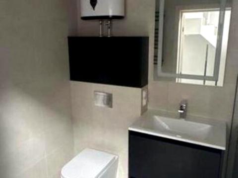 дом по адресу Барвинковая ул.