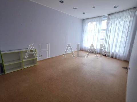 комерційна за адресою Генерала Шаповала вул. (Механізаторів), 2Б