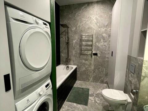 квартира за адресою Євгена Коновальця вул., 37-А