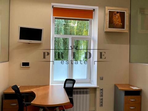 комерційна за адресою Січових Стрільців вул. (Артема), 5-Б